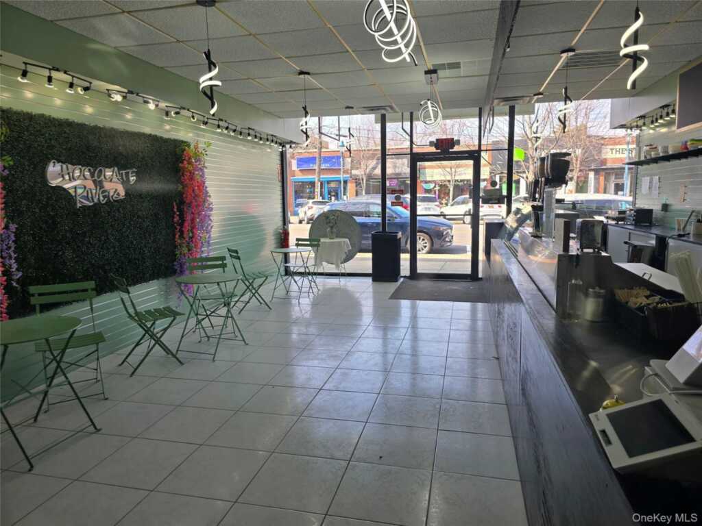 46 East Central Avenue, Pearl River, NY 10965 - Photo 10 of 40