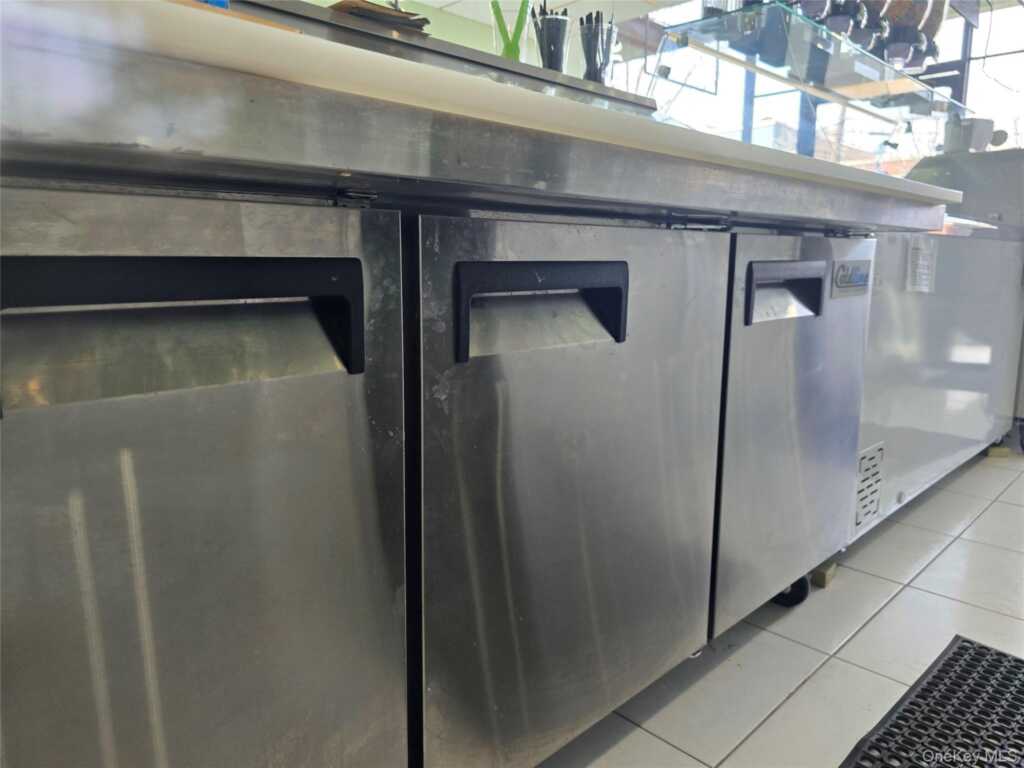 46 East Central Avenue, Pearl River, NY 10965 - Photo 24 of 40