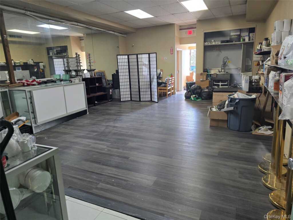 46 East Central Avenue, Pearl River, NY 10965 - Photo 29 of 40