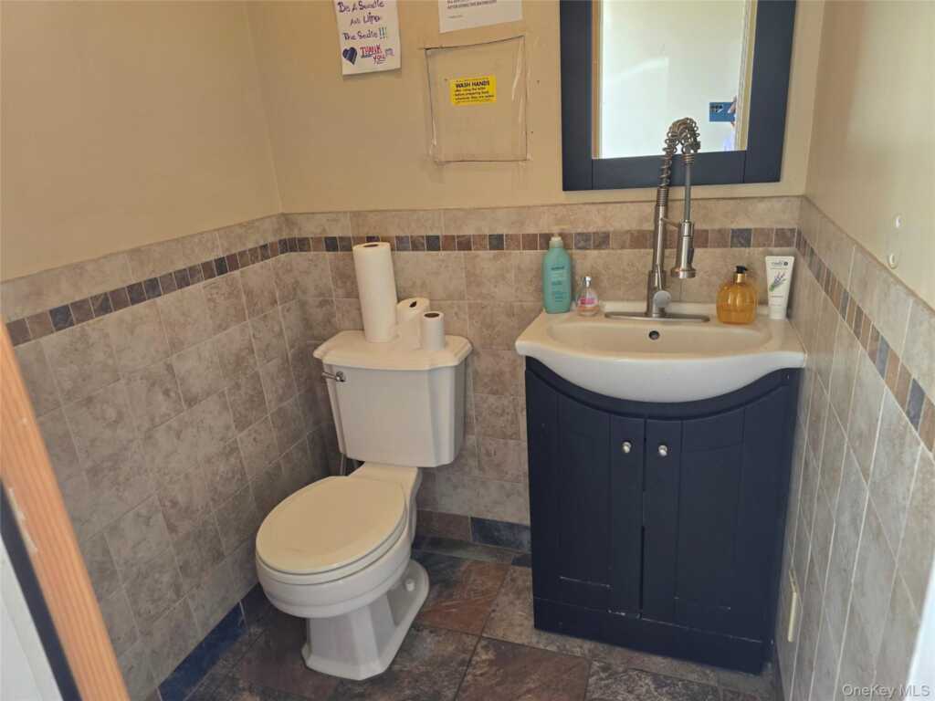 46 East Central Avenue, Pearl River, NY 10965 - Photo 33 of 40