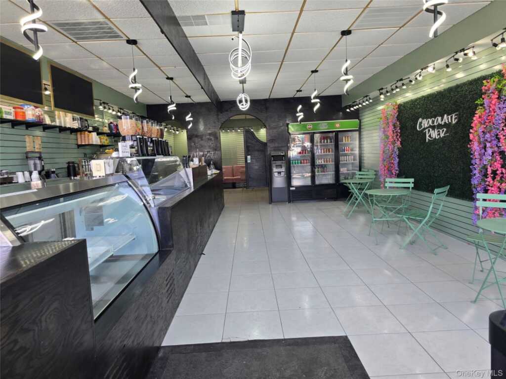 46 East Central Avenue, Pearl River, NY 10965 - Photo 6 of 40