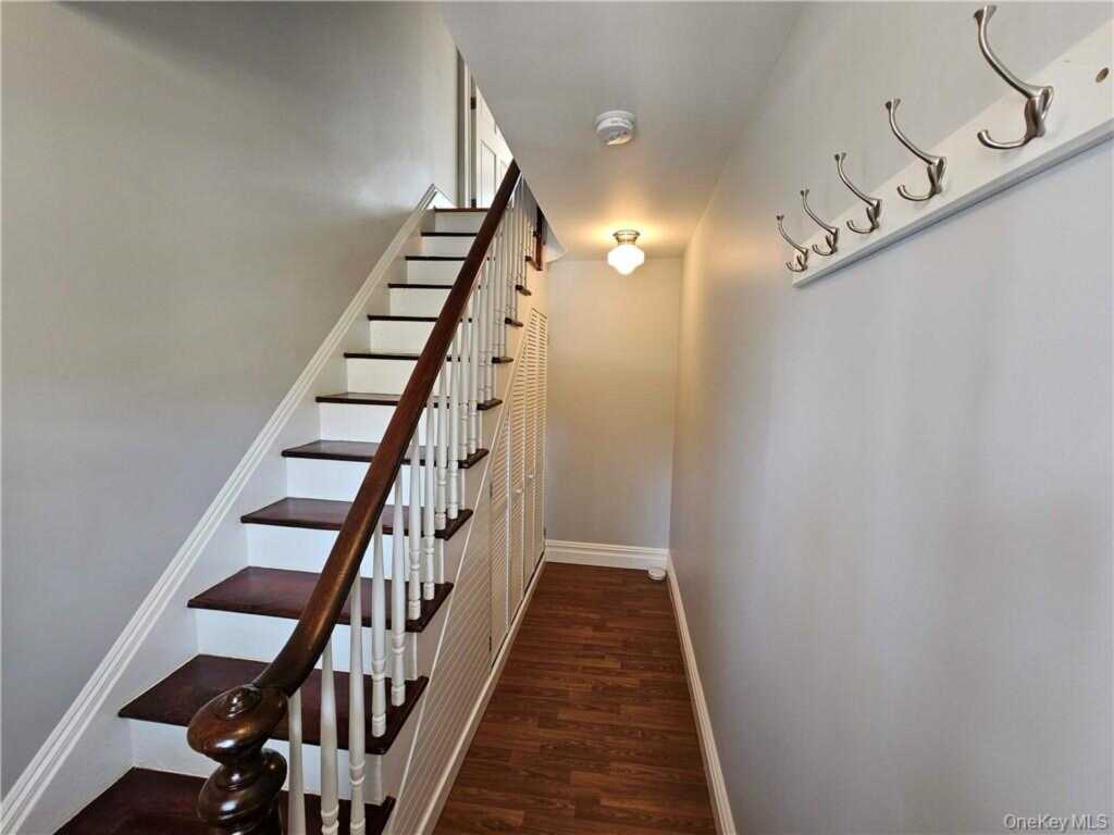 95 Route 59, Unit #2, Nyack, NY 10960 - Photo 2 of 25