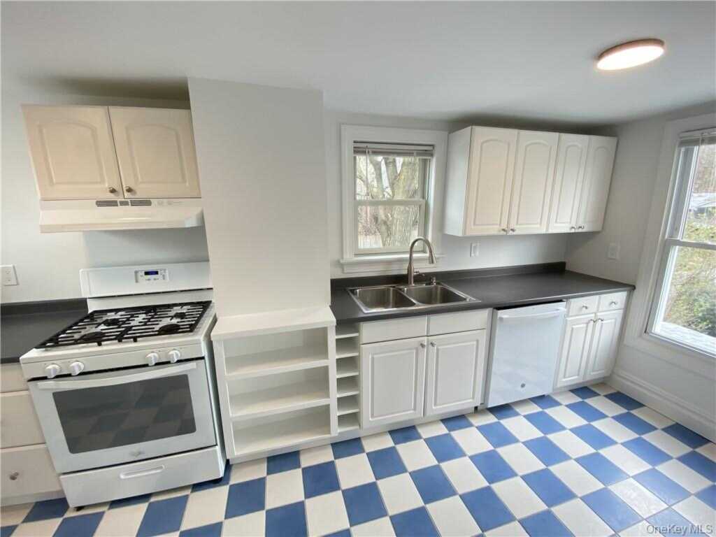 95 Route 59, Unit #2, Nyack, NY 10960 - Photo 7 of 25