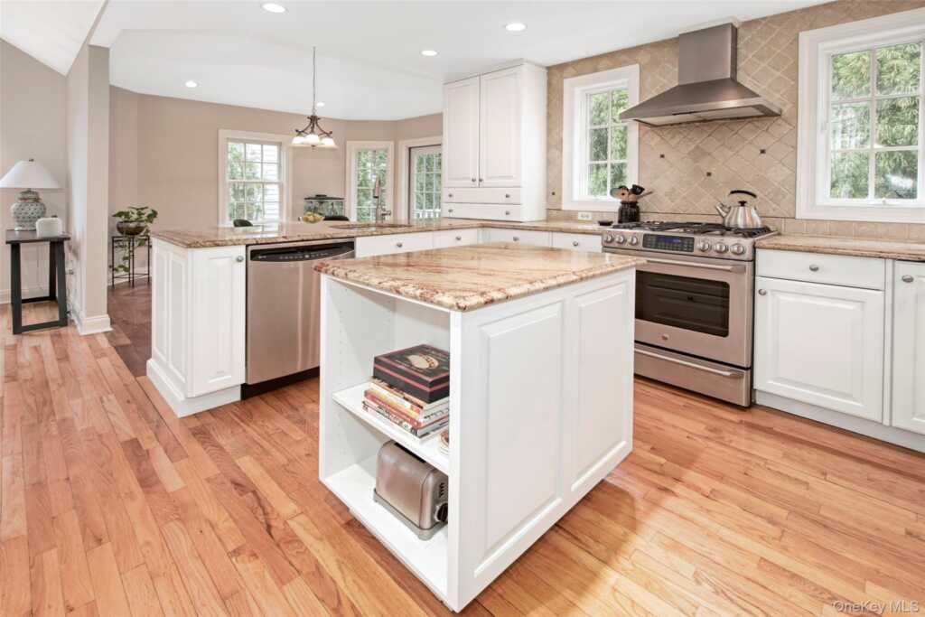 52 Intervale Place, Rye, NY 10580 - Photo 6 of 26