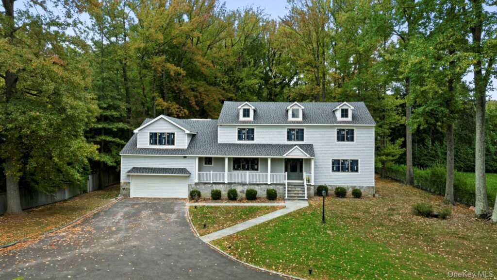 39A Barlow Lane, Rye, NY 10580 - Photo 2 of 43