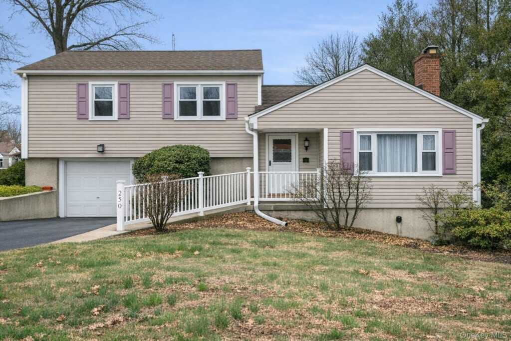 250 Fifth Street, Rye, NY 10543