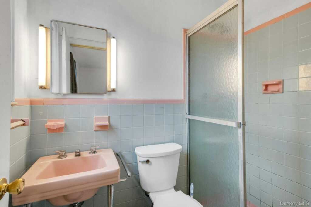 250 Fifth Street, Rye, NY 10543 - Photo 15 of 27