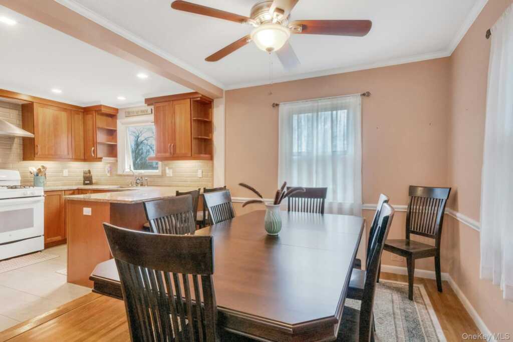 250 Fifth Street, Rye, NY 10543 - Photo 6 of 27