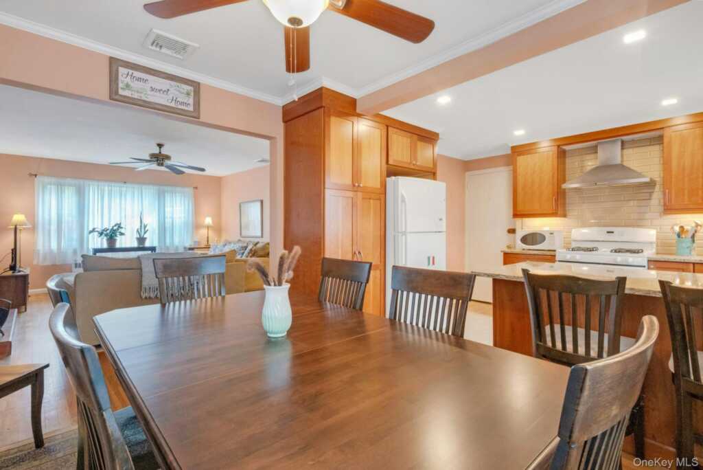 250 Fifth Street, Rye, NY 10543 - Photo 8 of 27