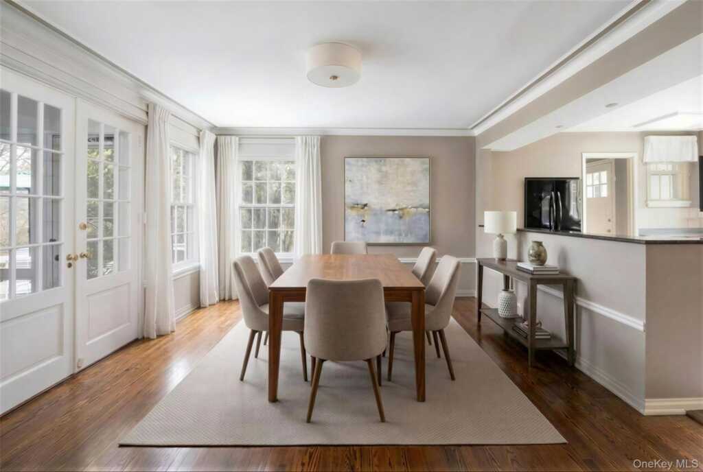 180 Wilmot Road, New Rochelle, NY 10804 - Photo 17 of 26