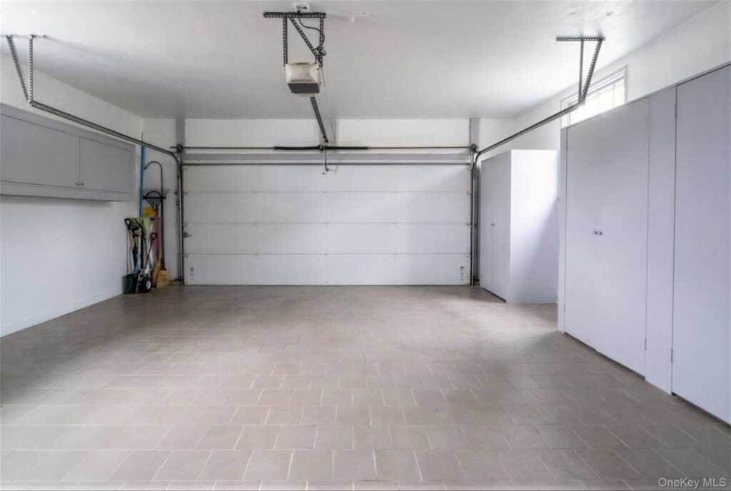 180 Wilmot Road, New Rochelle, NY 10804 - Photo 24 of 26