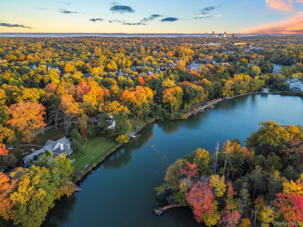 180 Wilmot Road, New Rochelle, NY 10804 - Photo 26 of 26