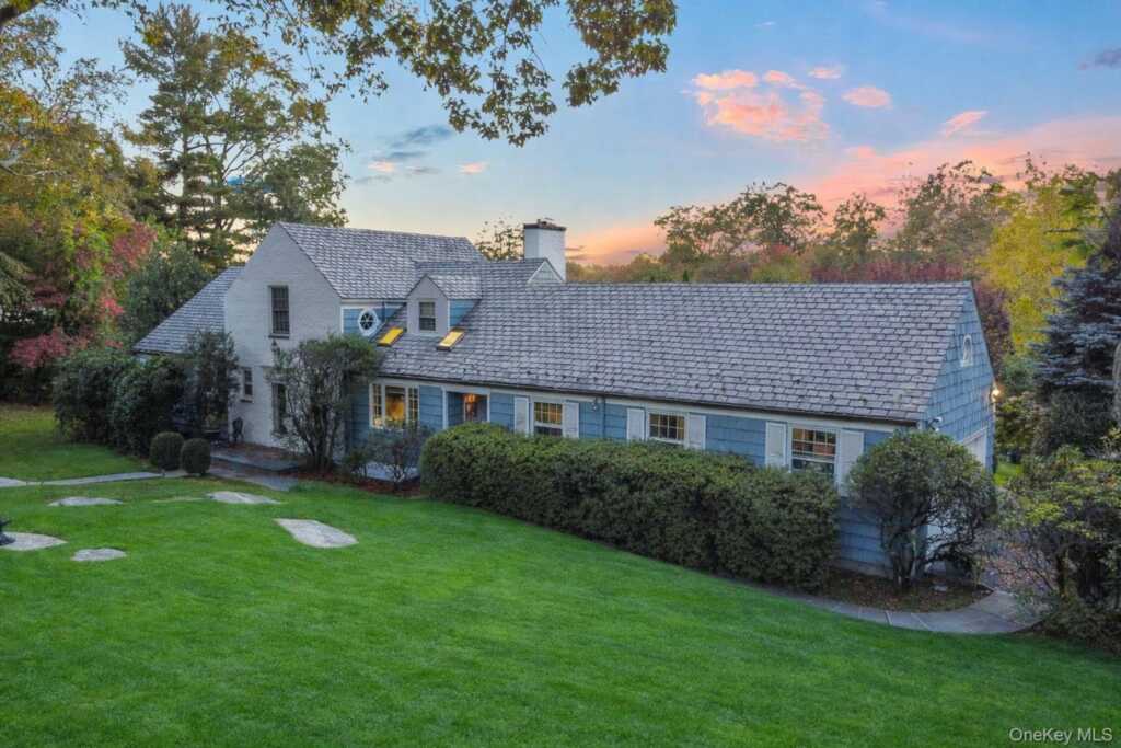 180 Wilmot Road, New Rochelle, NY 10804 - Photo 3 of 26