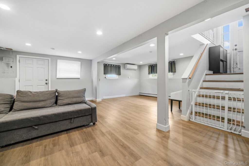 14 Dickinson Avenue, Nyack, NY 10960 - Photo 23 of 49