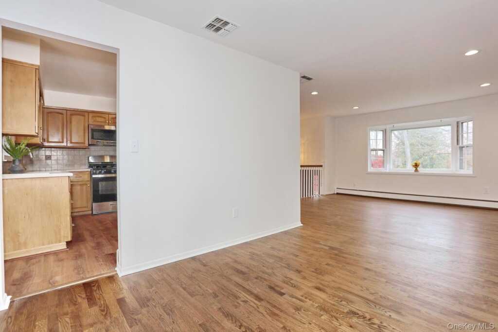 49 E Hall Avenue, New City, NY 10956 - Photo 10 of 42