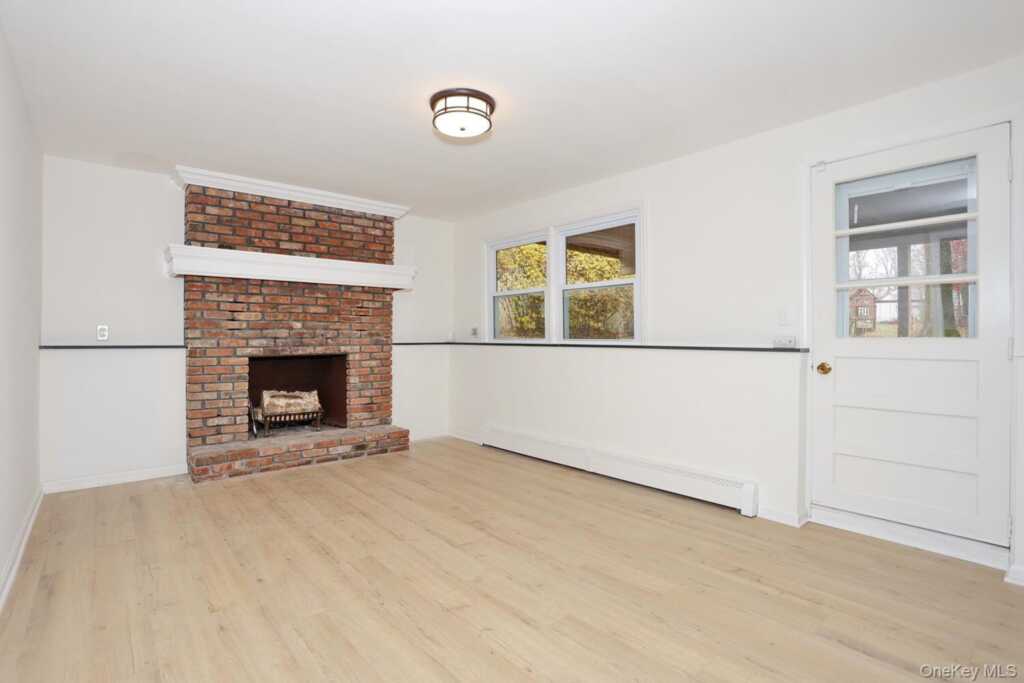 49 E Hall Avenue, New City, NY 10956 - Photo 18 of 42