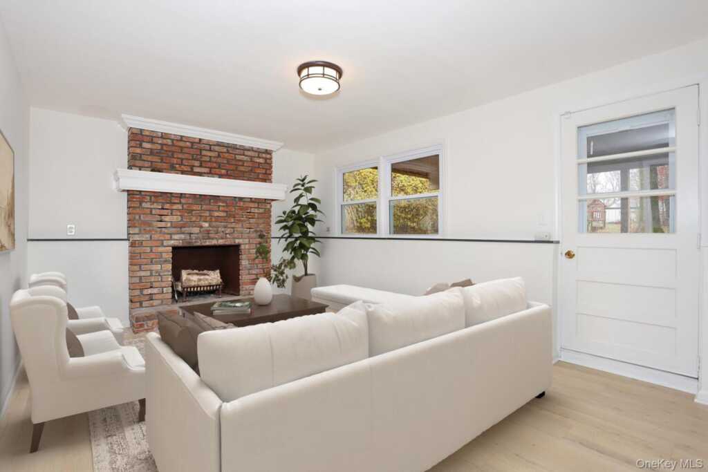 49 E Hall Avenue, New City, NY 10956 - Photo 19 of 42