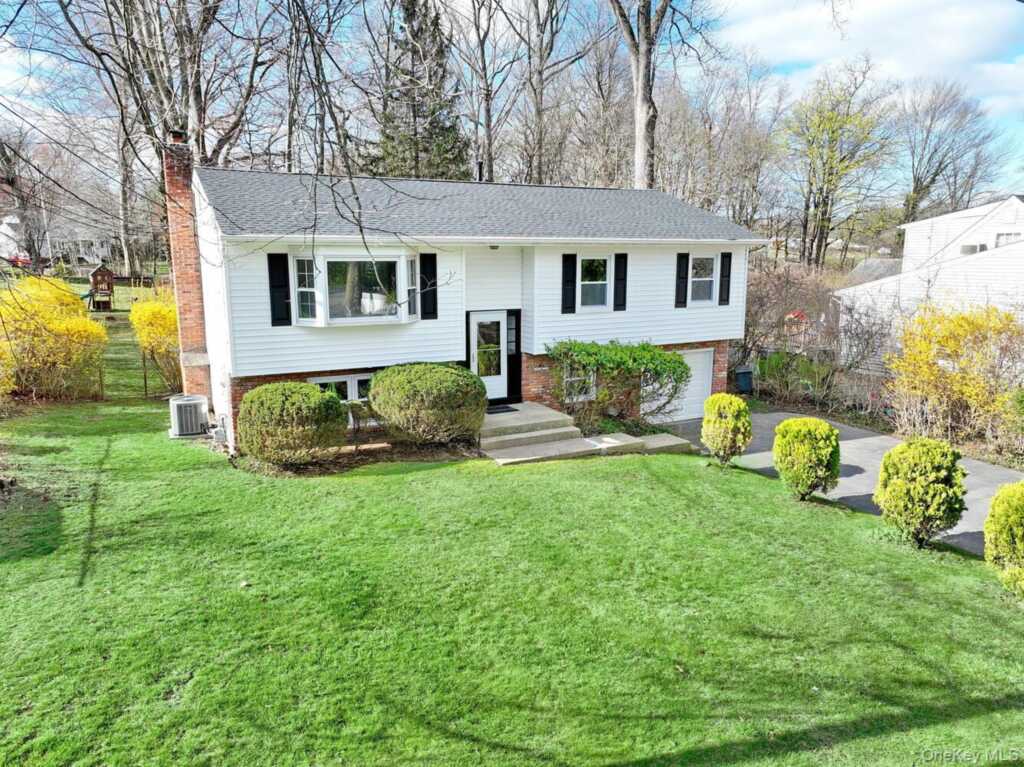 49 E Hall Avenue, New City, NY 10956 - Photo 24 of 42