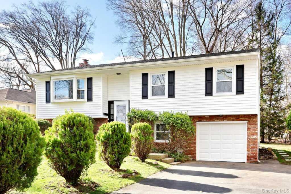 49 E Hall Avenue, New City, NY 10956 - Photo 26 of 42