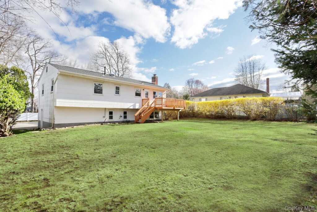 49 E Hall Avenue, New City, NY 10956 - Photo 28 of 42