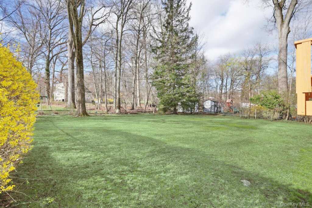 49 E Hall Avenue, New City, NY 10956 - Photo 35 of 42