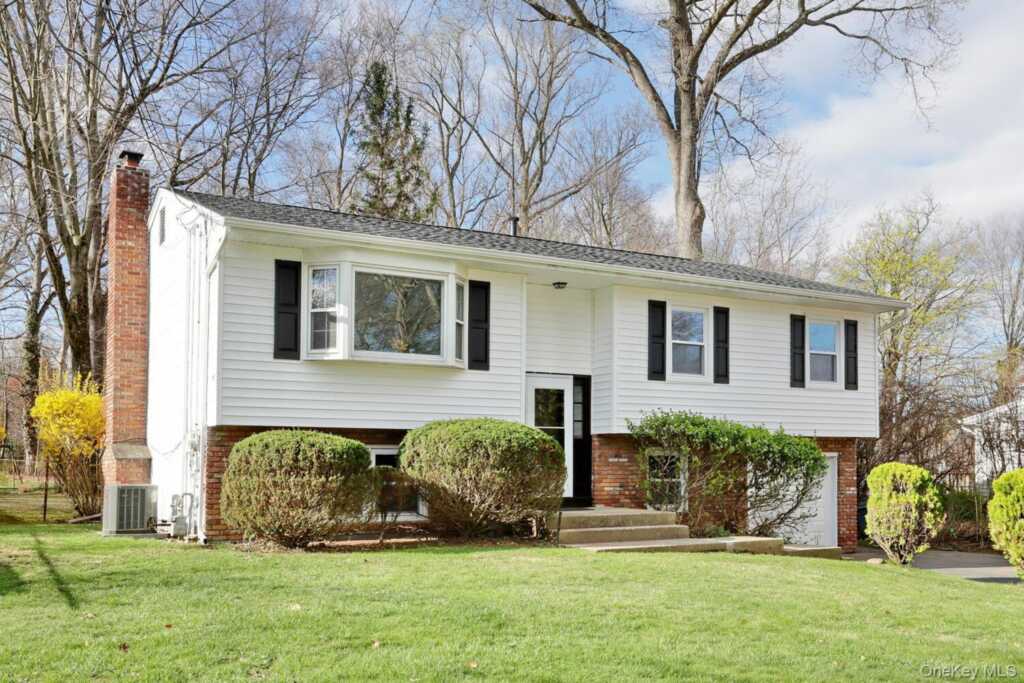 49 E Hall Avenue, New City, NY 10956 - Photo 40 of 42