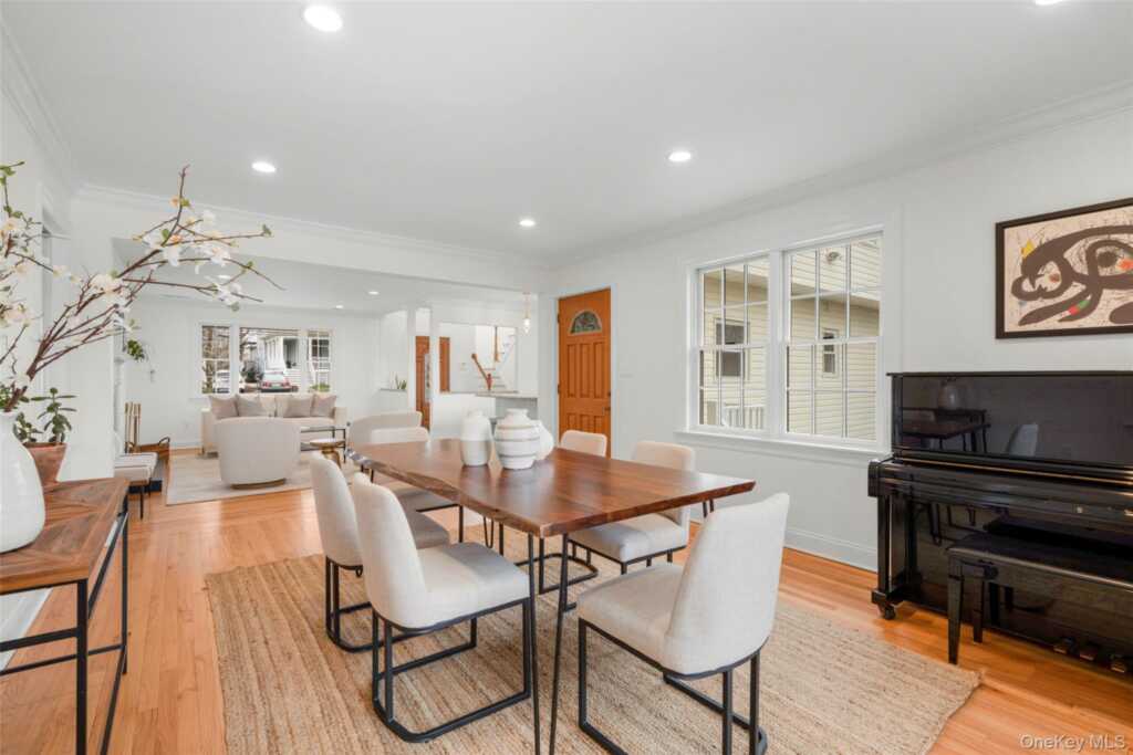1127 Jensen Avenue, Rye, NY 10543 - Photo 10 of 48