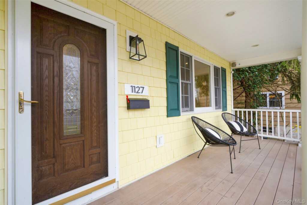 1127 Jensen Avenue, Rye, NY 10543 - Photo 36 of 48