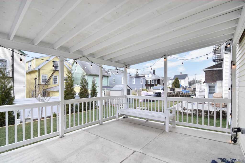 16 Badeau Place, New Rochelle, NY 10801 - Photo 19 of 27