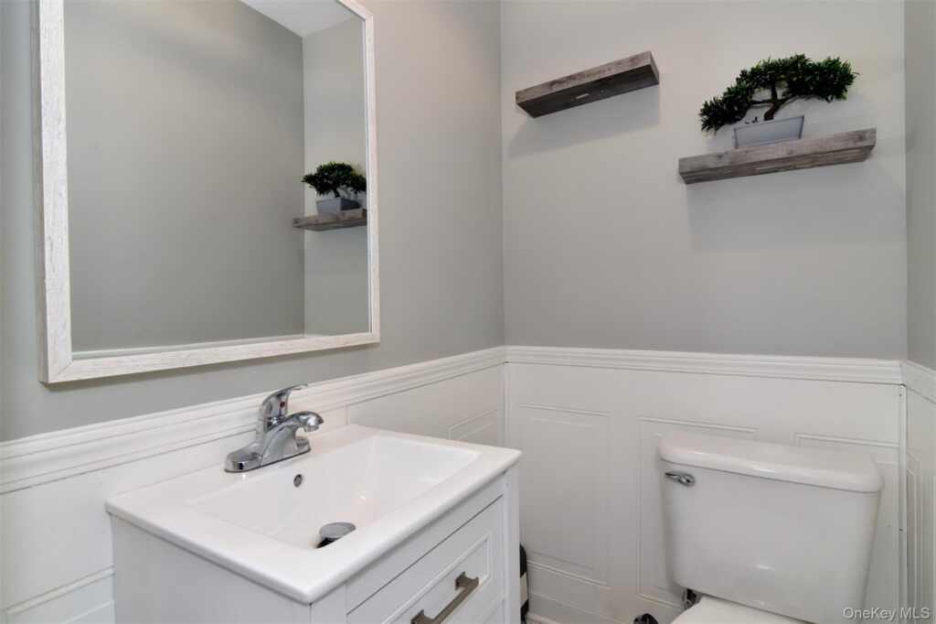 16 Badeau Place, New Rochelle, NY 10801 - Photo 9 of 27