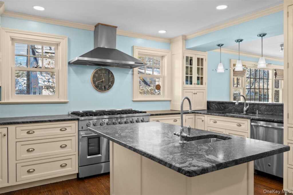 525 Milton Road, Rye, NY 10580 - Photo 44 of 45