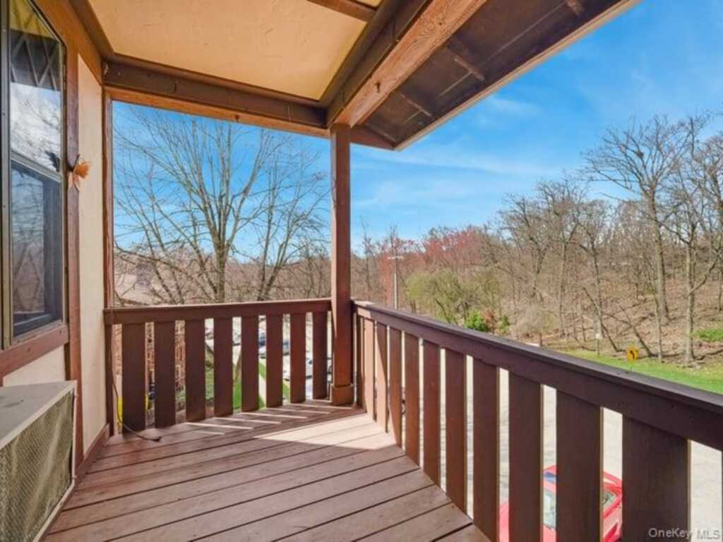 391 Sierra Vista Lane, Valley Cottage, NY 10989 - Photo 23 of 30