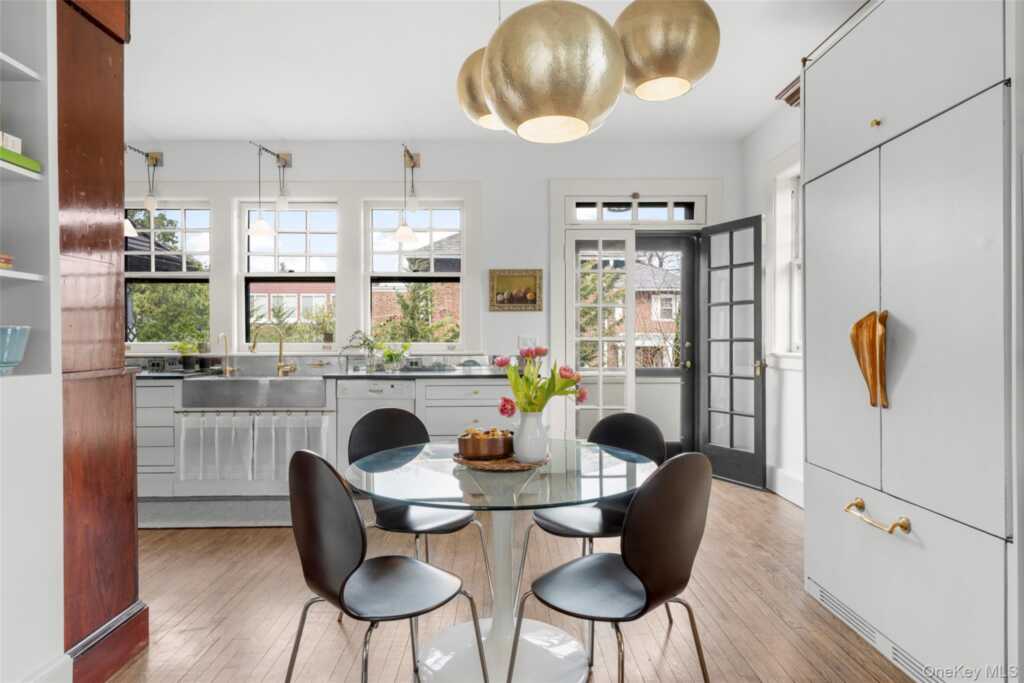 9 Forest Place, New Rochelle, NY 10804 - Photo 13 of 47