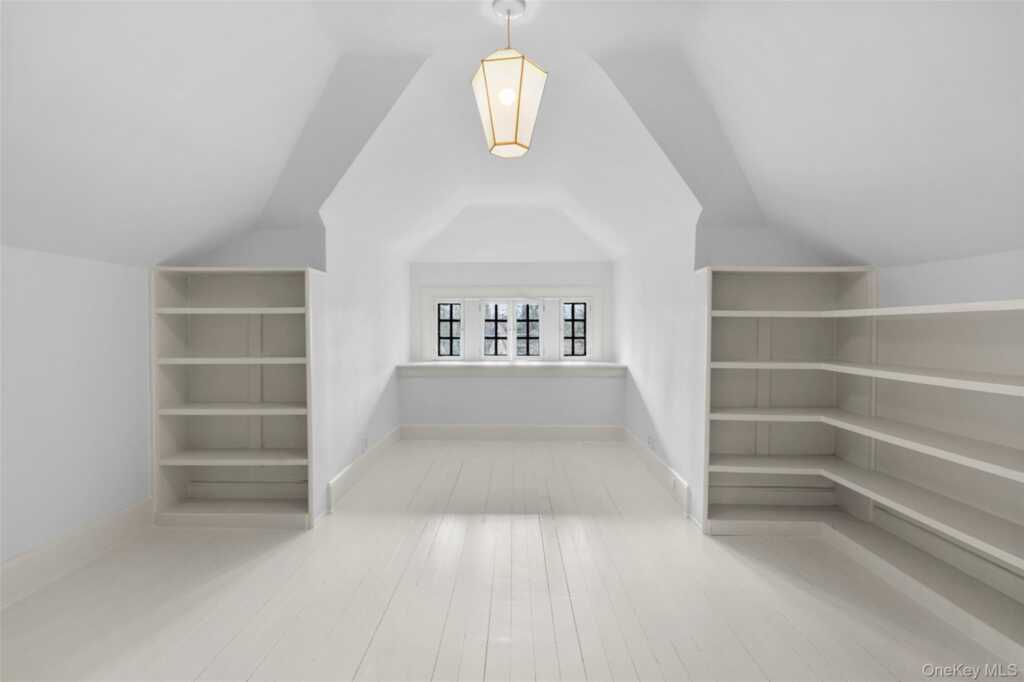 9 Forest Place, New Rochelle, NY 10804 - Photo 29 of 47