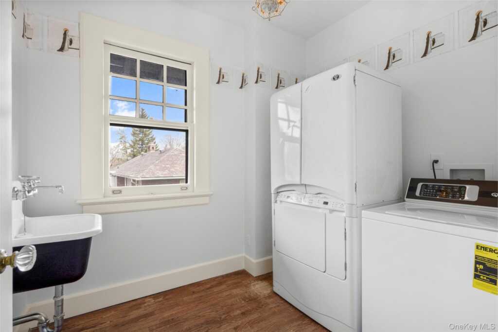 9 Forest Place, New Rochelle, NY 10804 - Photo 32 of 47