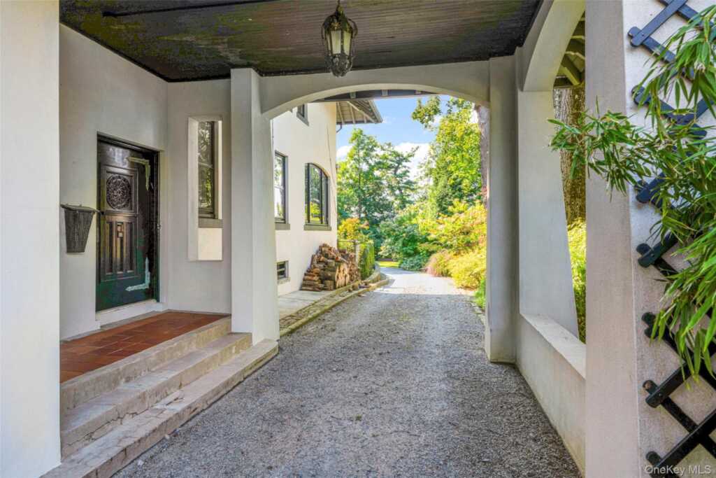 9 Forest Place, New Rochelle, NY 10804 - Photo 39 of 47