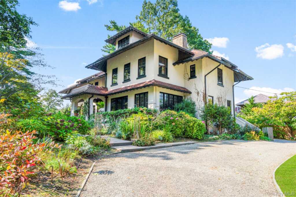 9 Forest Place, New Rochelle, NY 10804 - Photo 40 of 47