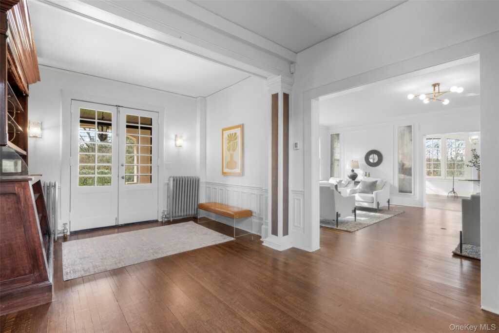 9 Forest Place, New Rochelle, NY 10804 - Photo 5 of 47