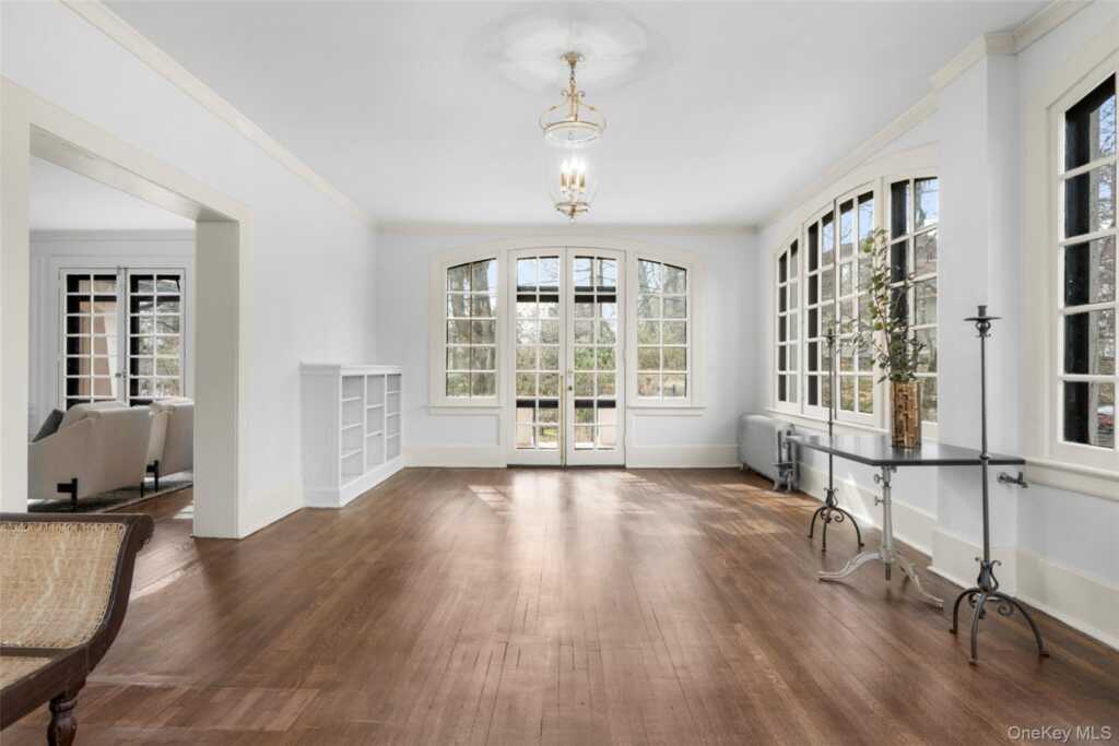 9 Forest Place, New Rochelle, NY 10804 - Photo 9 of 47