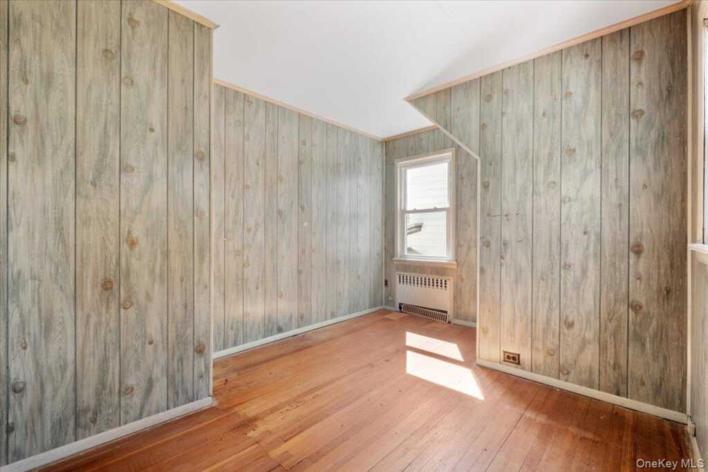 18 Faneuil Place, New Rochelle, NY 10801 - Photo 29 of 40