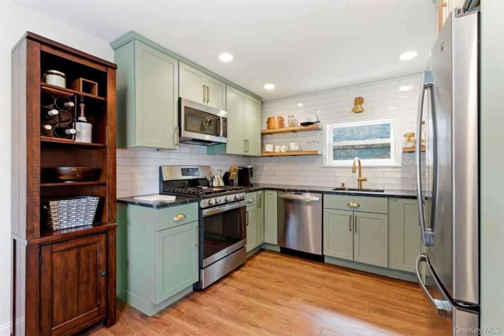 331 Hudson Terrace, Piermont, NY 10968 - Photo 5 of 31