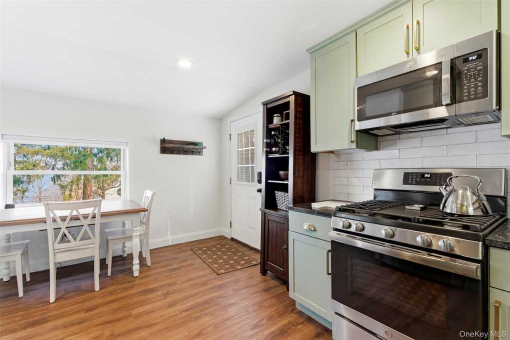 331 Hudson Terrace, Piermont, NY 10968 - Photo 7 of 31