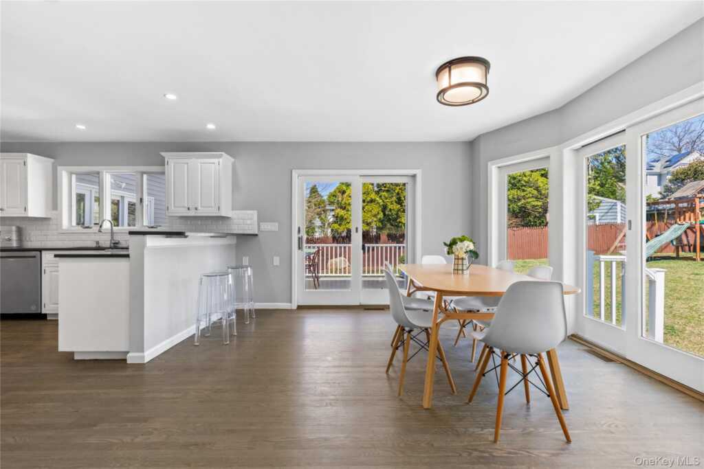 947 Shore Acres Drive, Rye, NY 10543 - Photo 12 of 44