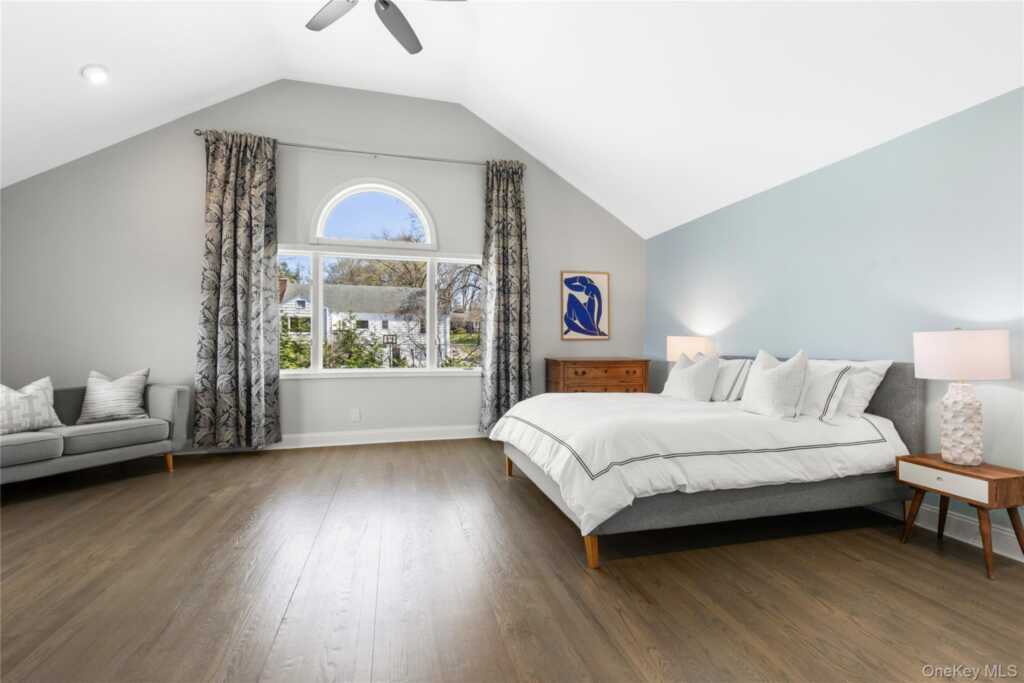 947 Shore Acres Drive, Rye, NY 10543 - Photo 21 of 44