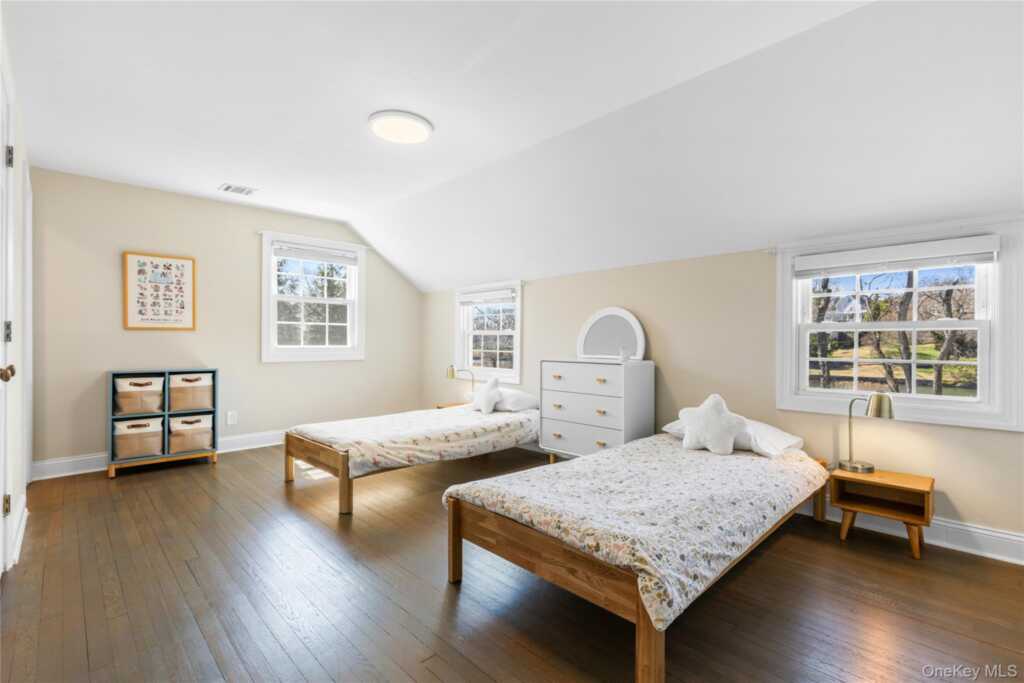 947 Shore Acres Drive, Rye, NY 10543 - Photo 28 of 44