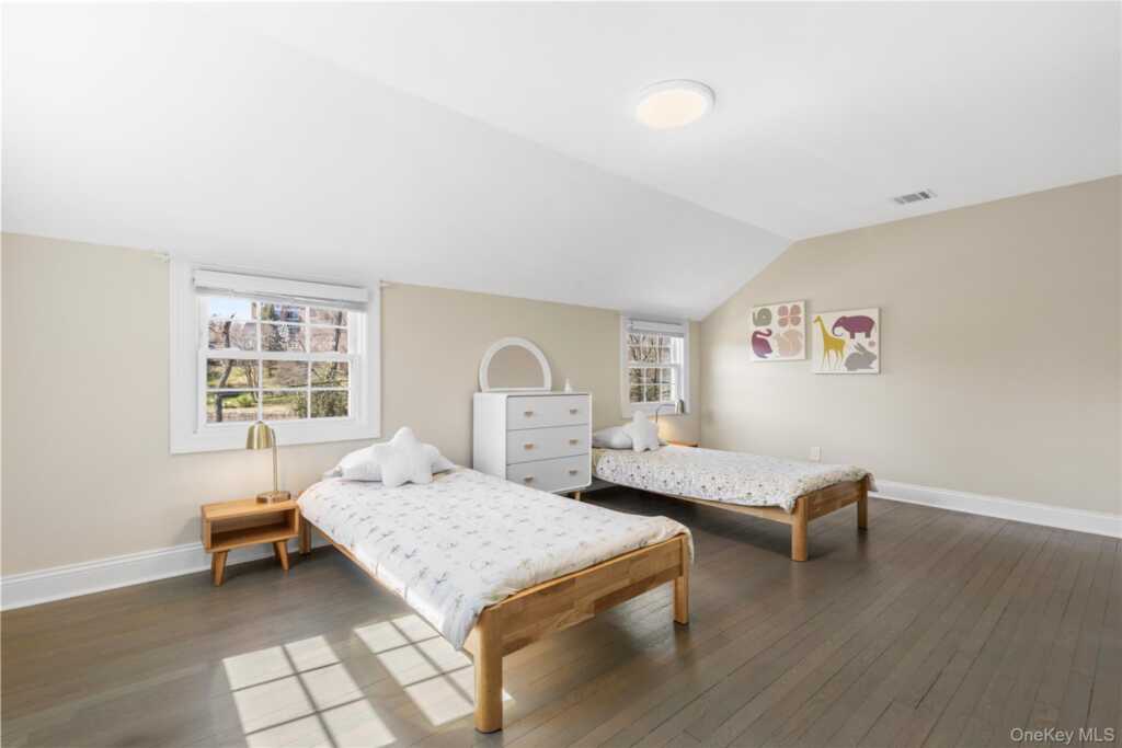 947 Shore Acres Drive, Rye, NY 10543 - Photo 29 of 44