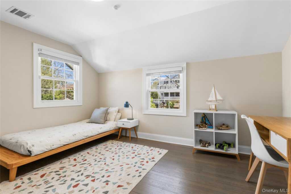 947 Shore Acres Drive, Rye, NY 10543 - Photo 32 of 44