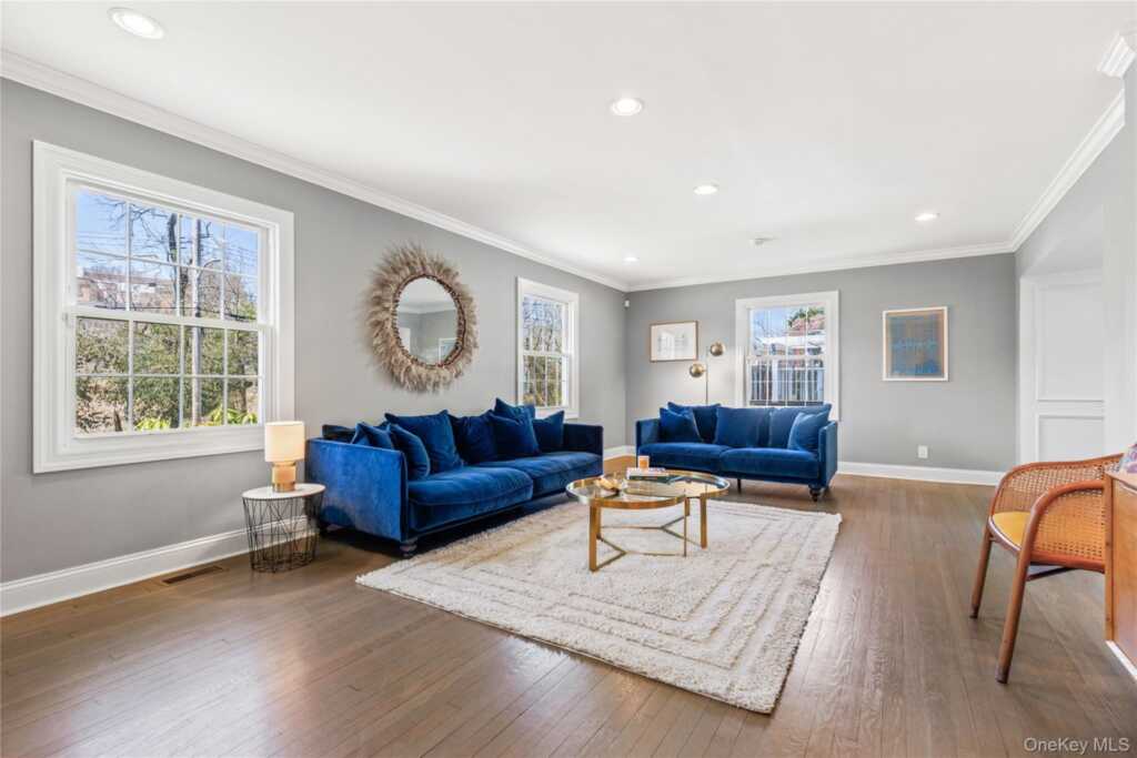 947 Shore Acres Drive, Rye, NY 10543 - Photo 5 of 44