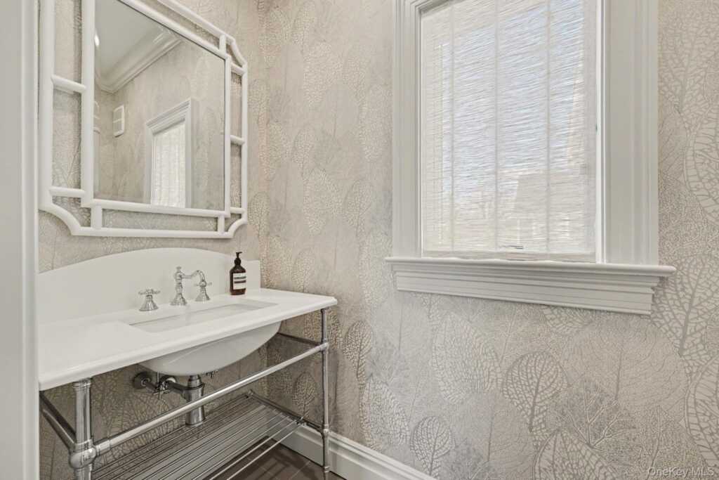 30 Wainwright Street, Rye, NY 10580 - Photo 15 of 37