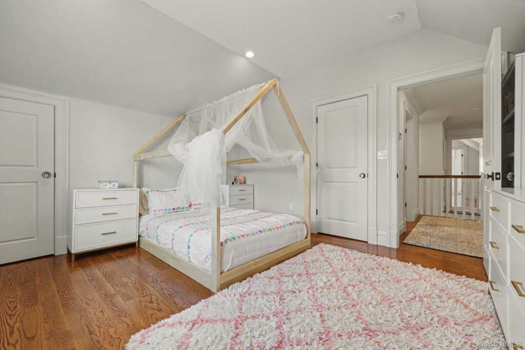 30 Wainwright Street, Rye, NY 10580 - Photo 21 of 37